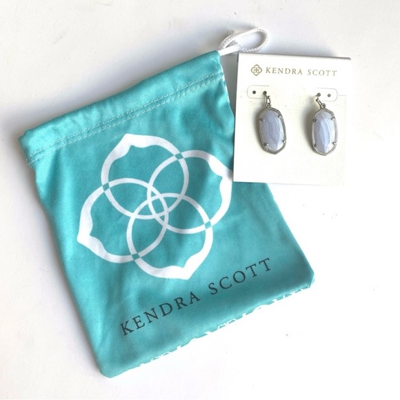 Kendra Scott Blue Lace Agate Elle Earrings - Picture 4 of 5
